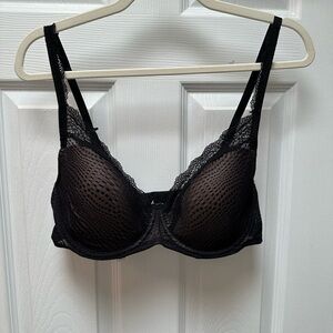 Elegant Black Lace Bra - converts